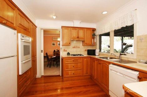 Property photo of 22 Chivalry Avenue Glen Waverley VIC 3150