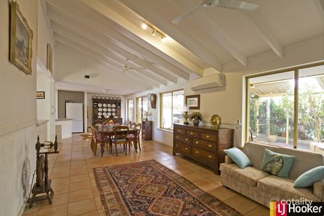 Property photo of 3 Nutans Court Halls Head WA 6210