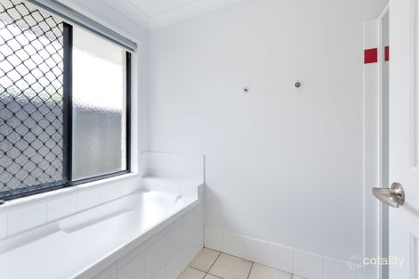 Property photo of 102 Serafina Drive Helensvale QLD 4212