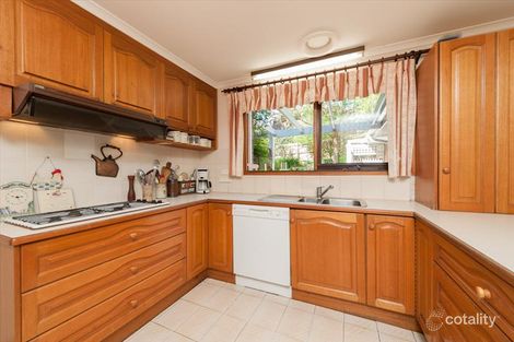 Property photo of 5 Forest Court Ringwood VIC 3134
