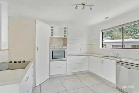 Property photo of 9 Feeley Close Brinsmead QLD 4870