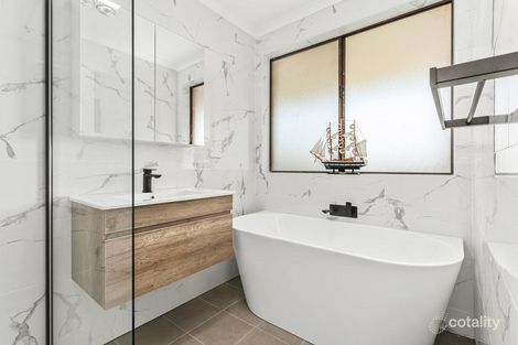 Property photo of 157 Captain Cook Drive Barrack Heights NSW 2528