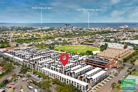 Property photo of 5 Tomkins Road Port Melbourne VIC 3207