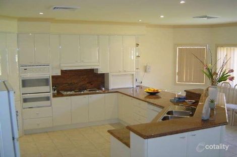 Property photo of 12 Sillwood Place West Hoxton NSW 2171