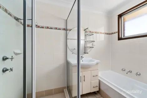 Property photo of 14 Kitava Place Glenfield NSW 2167