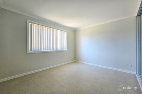 Property photo of 8 Pavey Place Cranebrook NSW 2749
