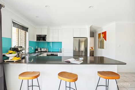 Property photo of 2/7 Dartmouth Court Varsity Lakes QLD 4227
