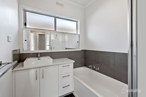 Property photo of 11 Appin Street Wangaratta VIC 3677