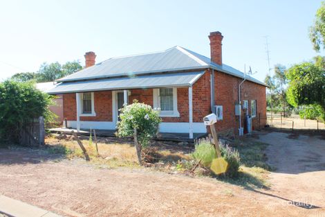 Property photo of 9 Mansfield Street York WA 6302