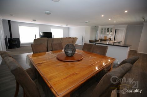Property photo of 27 Mendel Drive Kelso NSW 2795
