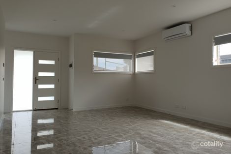 Property photo of 2/39 Royal Parade Reservoir VIC 3073