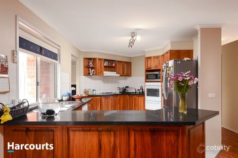 Property photo of 71 The Promenade Narre Warren South VIC 3805