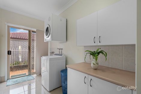 Property photo of 2 Discovery Close Kuraby QLD 4112