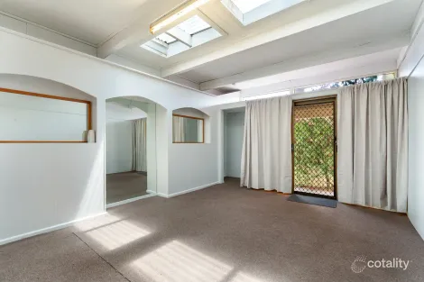 43 Sassafras Ave, Windang, NSW 2528