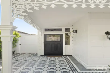 Property photo of 8 Clarinda Road Essendon VIC 3040