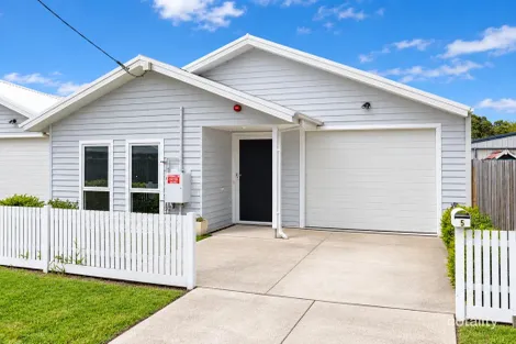 5 Goodenia Way, Rosebud, VIC 3939
