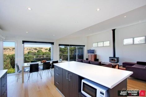 Property photo of 40 Beachcomber Avenue Smiths Beach VIC 3922