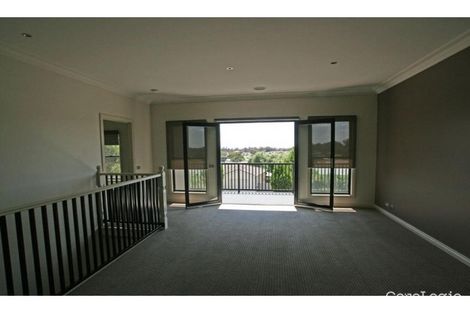 Property photo of 11B Gumnut Rise Strathdale VIC 3550