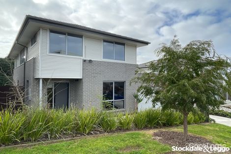 Property photo of 7 Hillridge Close Westmeadows VIC 3049