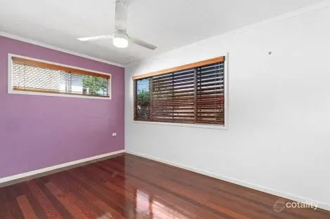 Property photo of 16 Barbara Street Manly West QLD 4179
