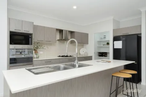 Property photo of 9 Molokai Street Burdell QLD 4818