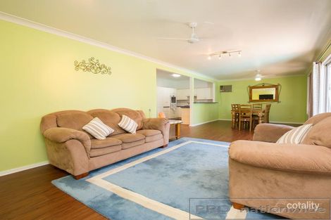 Property photo of 7 Hartzer Place Tarro NSW 2322