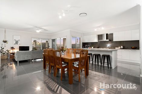 Property photo of 44 Kingfisher Drive Fletcher NSW 2287