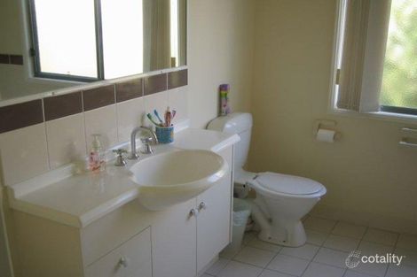 Property photo of 2 Bordeaux Street Eight Mile Plains QLD 4113