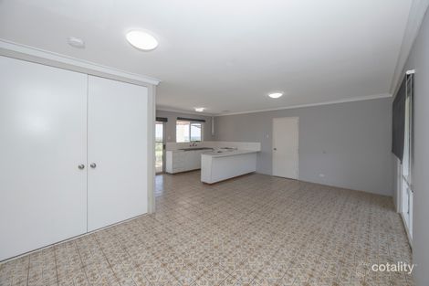 Property photo of 30 Compass Circle Yanchep WA 6035