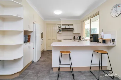 Property photo of 11 Kunzea Close Medowie NSW 2318