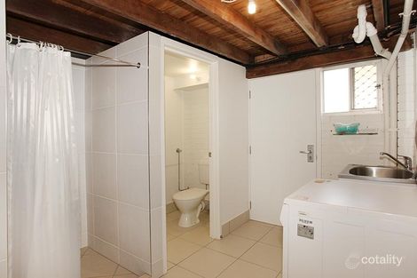 Property photo of 40 Oloway Crescent Alexandra Headland QLD 4572