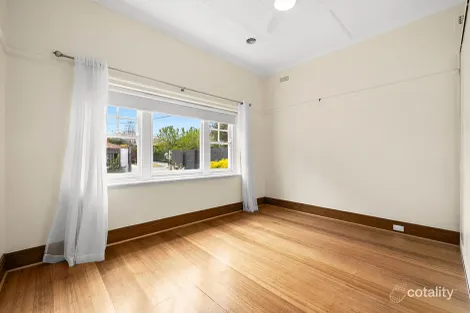 Property photo of 39 Leila Road Ormond VIC 3204