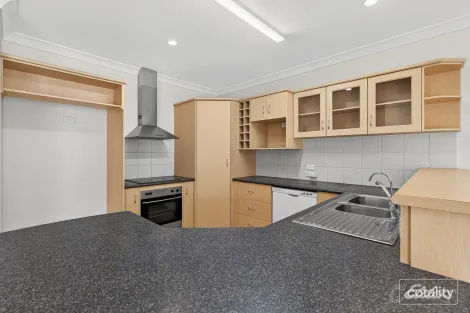 Property photo of 46 Arcadia Avenue Hindmarsh Island SA 5214