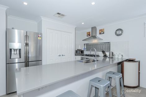 Property photo of 16 Garnet Road Treeby WA 6164