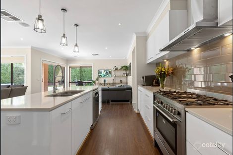Property photo of 8 Elegante Road Winter Valley VIC 3358