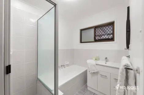 Property photo of 12 Stellaris Way Rochedale South QLD 4123