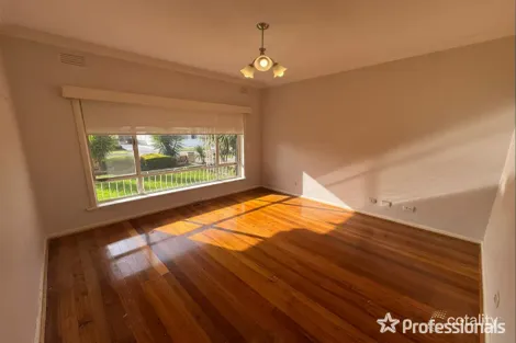 Property photo of 17 Joan Street Sunshine West VIC 3020