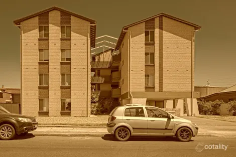 Property photo of 2/4 Croydon Road Keswick SA 5035