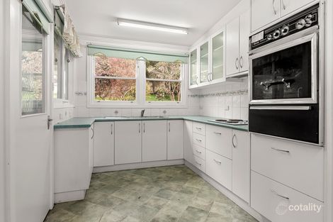 Property photo of 23 Grant Crescent West Ringwood VIC 3134