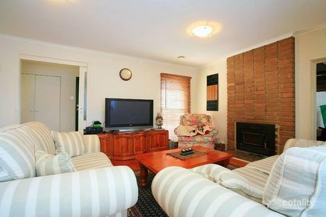 Property photo of 7 Emora Court Frankston VIC 3199