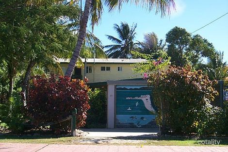 38 Horseshoe Bay Rd, Bowen, QLD 4805