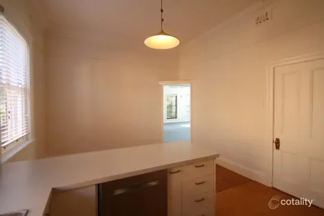 Property photo of 21 Sampson Street Orange NSW 2800