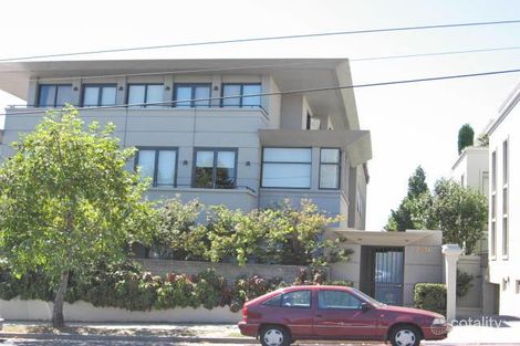 Property photo of 2/543A Toorak Road Toorak VIC 3142