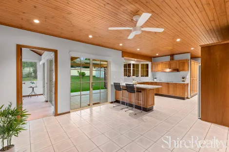 Property photo of 4 Carolyn Close Castle Hill NSW 2154