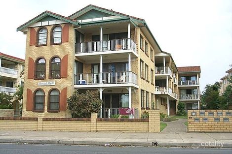 5/218 Marine Pde, Labrador, QLD 4215