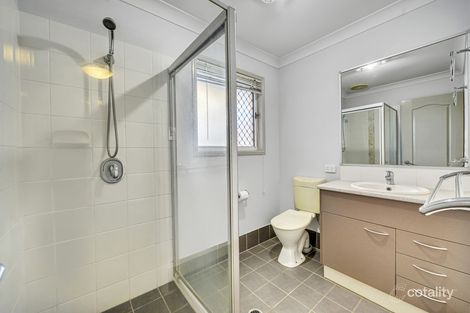 Property photo of 42 Copmanhurst Place Sumner QLD 4074