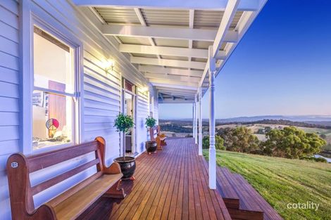 Property photo of 155 Heckers Hill Way Kangaroo Ground VIC 3097