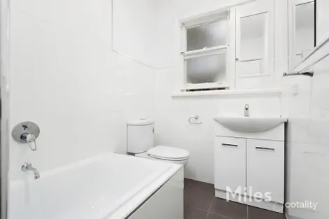 Property photo of 4/82 Studley Road Eaglemont VIC 3084