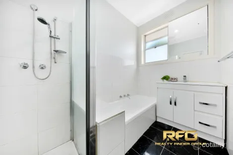 Property photo of 13 Obrien Drive St Albans VIC 3021