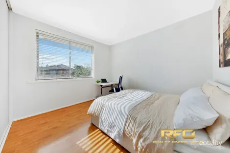 Property photo of 13 Obrien Drive St Albans VIC 3021